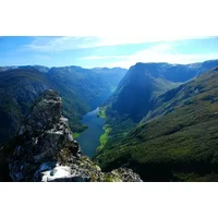 Arabella Dyeable Satin Point with Non-Dyeable Detachable Bow